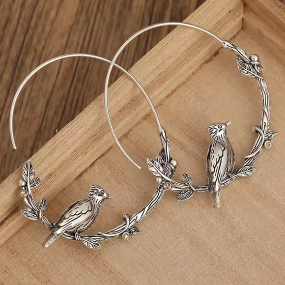 Vintage Bird Hoop Silver Earrings - Picture 2 of 5